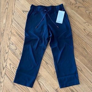 Lululemon On the Fly Crop woven pants